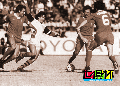 1981年12月第二屆豐田杯巴西弗拉門戈隊(duì)3比0完勝英格蘭利物浦隊(duì)-第4張圖片-世俱杯
