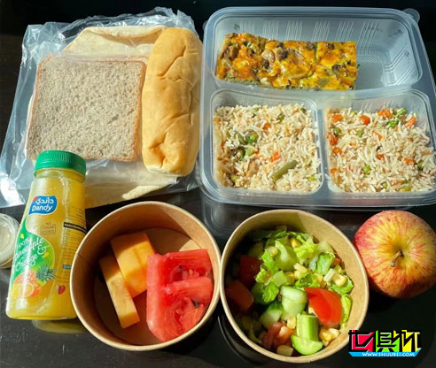 男足乘坐包機(jī)抵達(dá)卡塔爾多哈，主帥李鐵曬出了隔離餐-第1張圖片-世俱杯